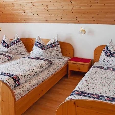 Holiday Village Almhuttendorf Weinebene St- Gertraud - Okt07500-fya